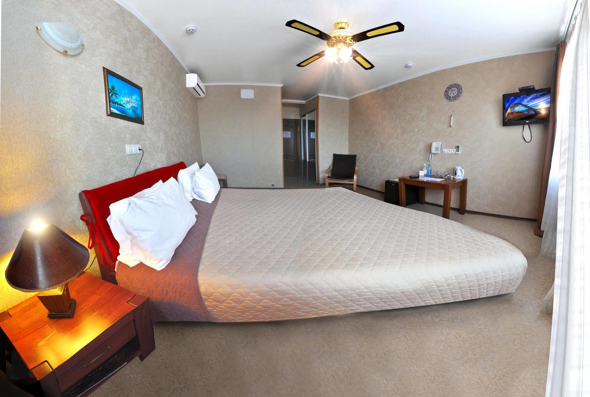 Hotel An-2 Harkiv Dış mekan fotoğraf